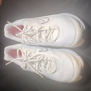 Nike Air Turbulence + Size 11